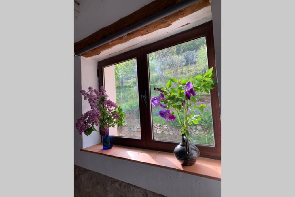 セグラ・デ・ラ・シエラCasa Tatisita Buhardillaアパートメント エクステリア 写真