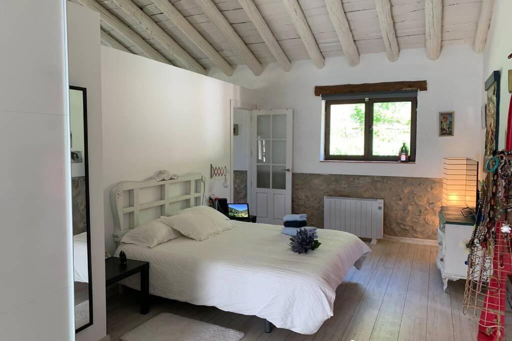 セグラ・デ・ラ・シエラCasa Tatisita Buhardillaアパートメント エクステリア 写真