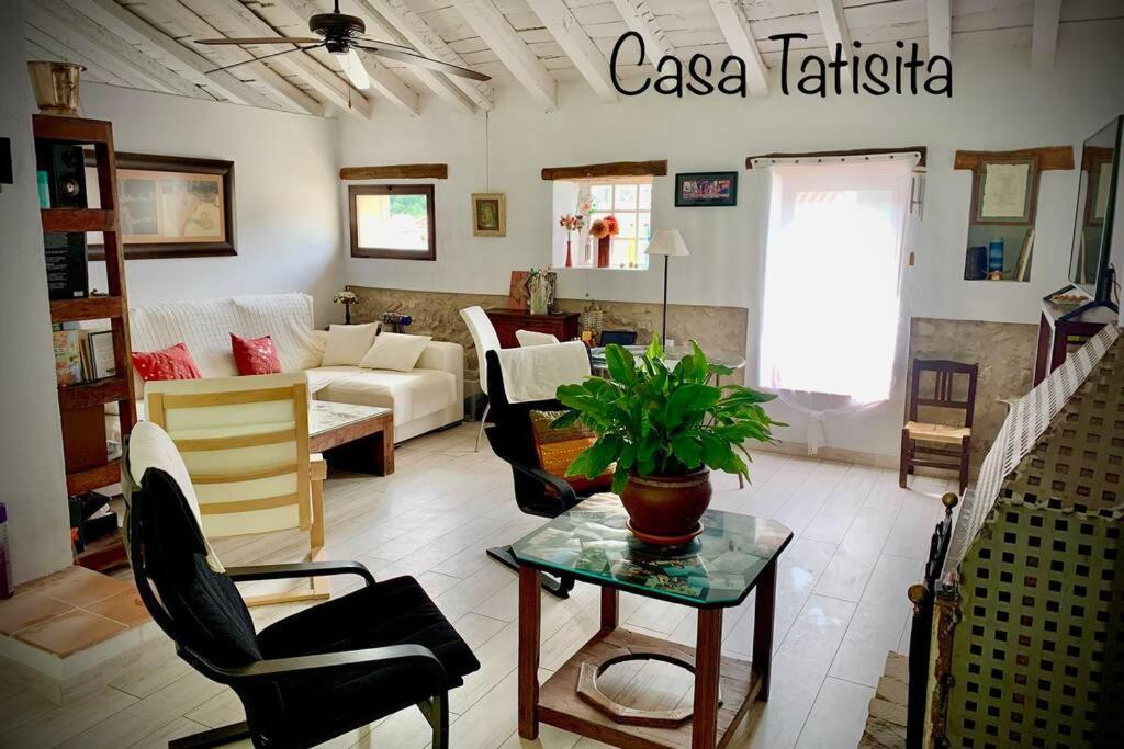 セグラ・デ・ラ・シエラCasa Tatisita Buhardillaアパートメント エクステリア 写真